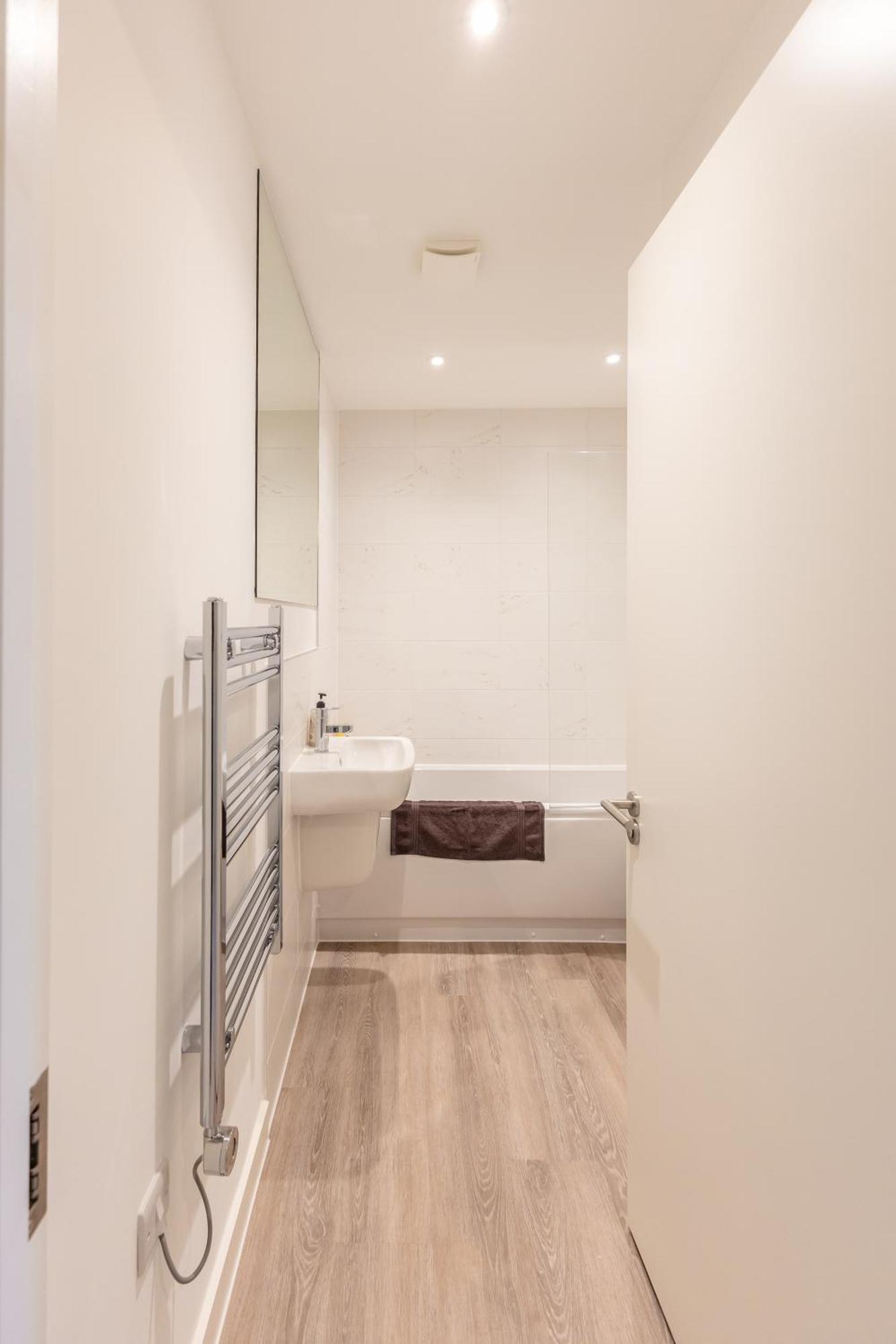 Stunning Modern 3 Bedroom Townhouse - Perfect Getaway Manchester Exteriör bild