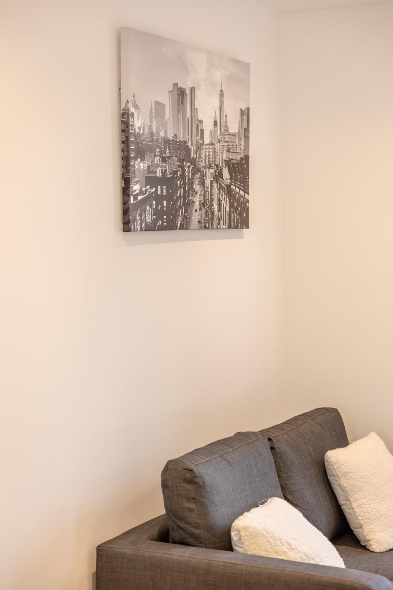 Stunning Modern 3 Bedroom Townhouse - Perfect Getaway Manchester Exteriör bild