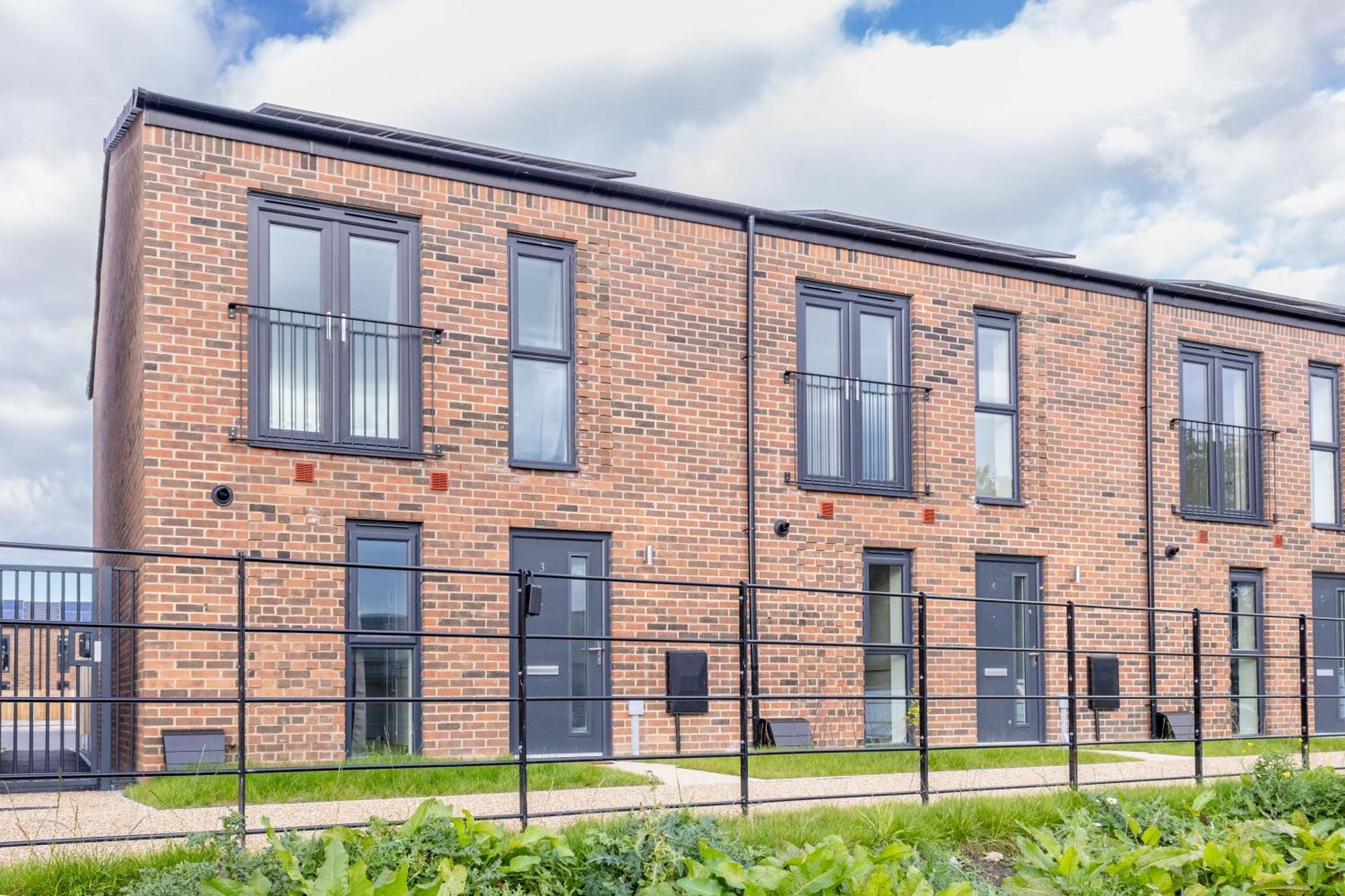 Stunning Modern 3 Bedroom Townhouse - Perfect Getaway Manchester Exteriör bild